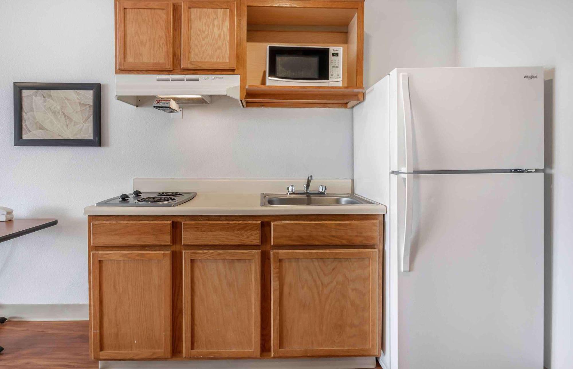 Extended Stay America Select Suites - Wichita - South ภายนอก รูปภาพ
